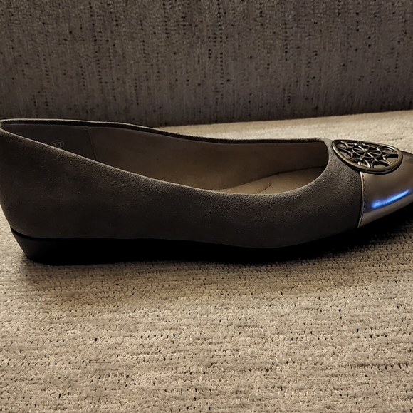 NIB Aerosole Trend Brook Grey flat - Picture 3 of 3